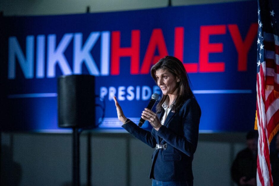 Nikki Haley tosses salvos at Trump days before New Hampshire primary ...